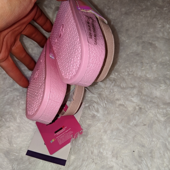 Nwts LOL surprise! Toddler girl slides/sandals - Picture 4 of 13